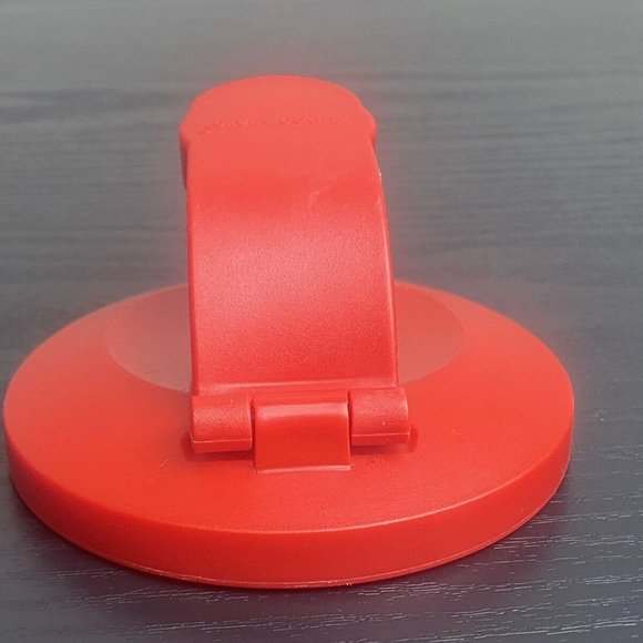 Tupperware Flip-Top Seal for 16 oz. Straight-Sided Tumbler Cups Red Lid 5513 - Picture 4 of 9